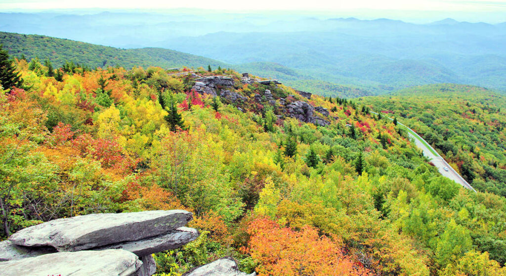 Rough Ridge Hike, Blue Ridge Parkway Hike on Parkway, near Sugar Mountain