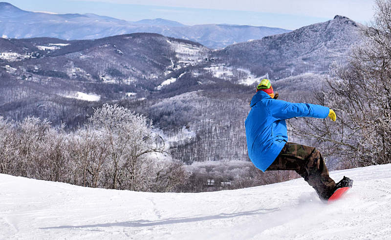 Snowboarding Sugar Mountain