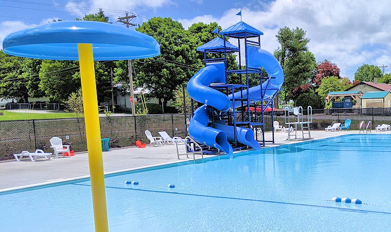 Dive-In Public Swimming Pool Slide