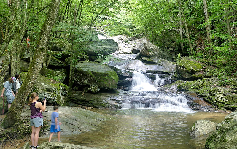 Waterfalls in North Carolina - Hiking Tips